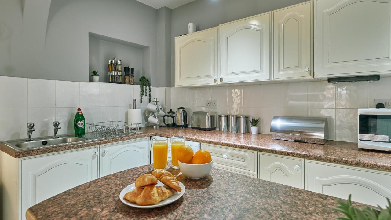 Stylish 2 Bedroom In Clifton - Garden Bristol Esterno foto