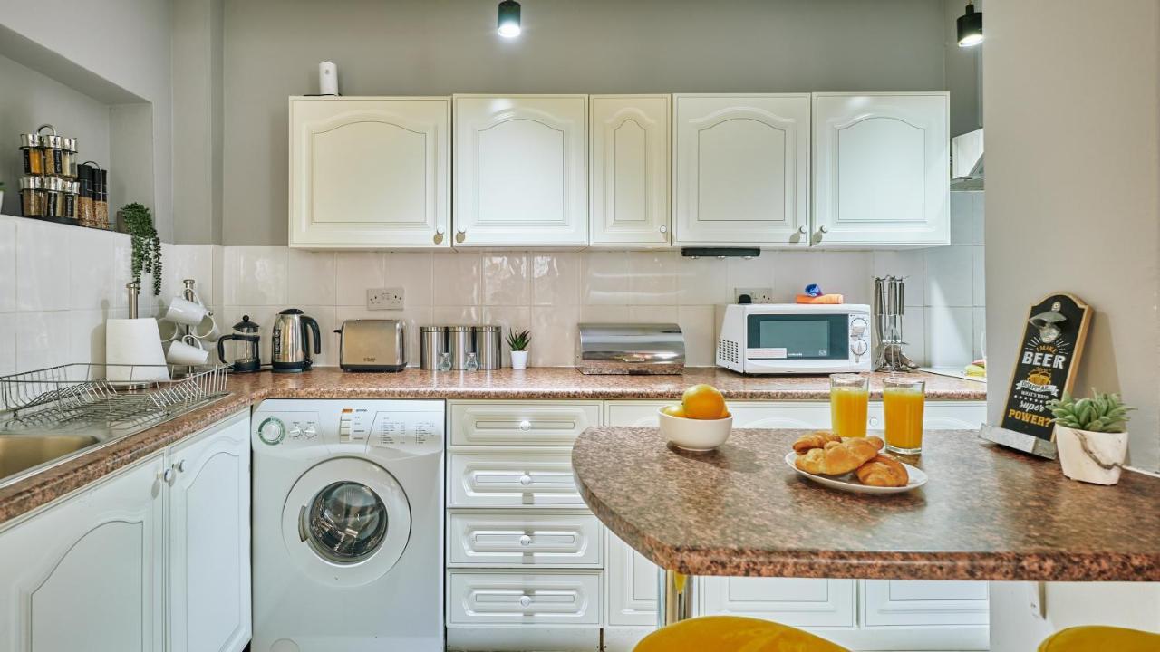 Stylish 2 Bedroom In Clifton - Garden Bristol Esterno foto